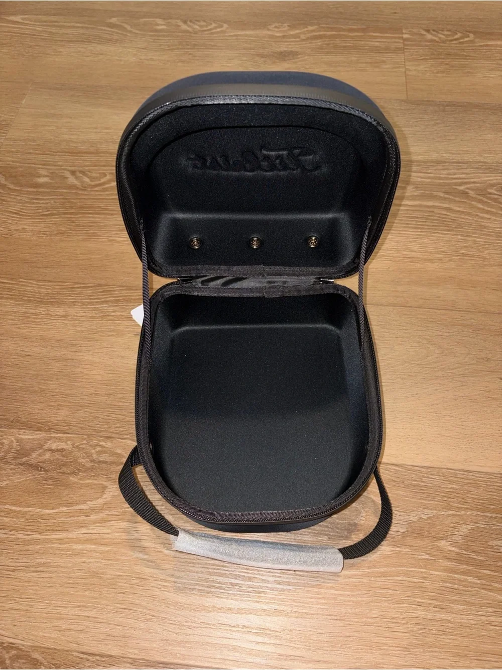 Titleist headwear travel
